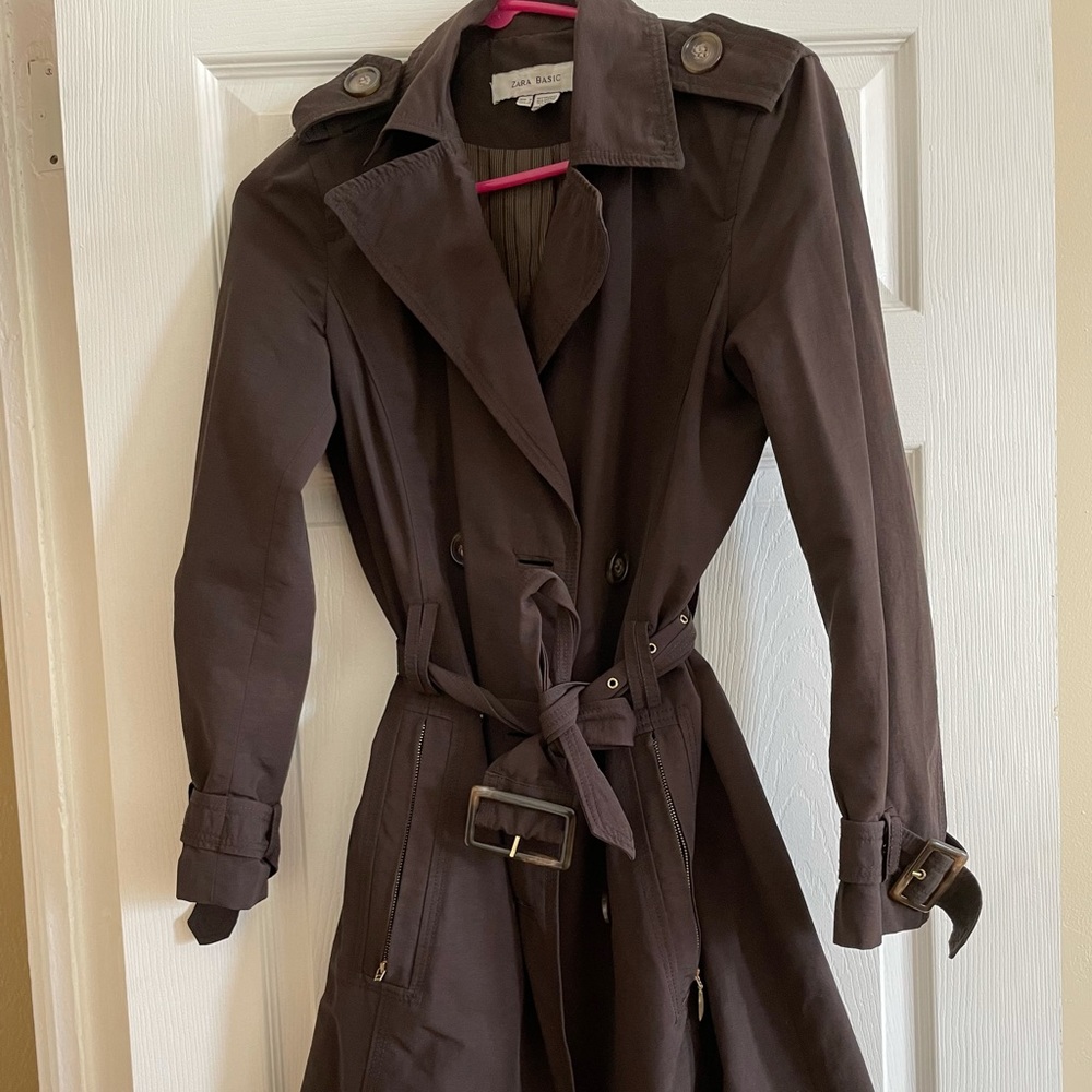Zara trench coat size M, color dark brown